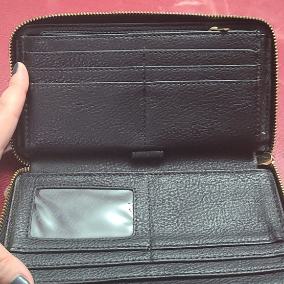 Steve Madden Wallet - Picture 5 of 10